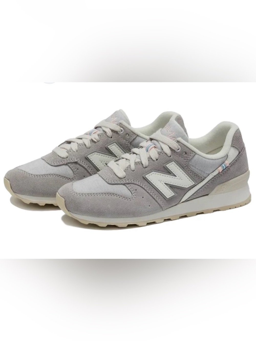 New Balance 696 Sneakers Size 10